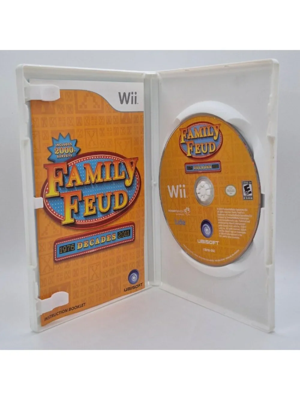 Family Feud Decades Nintendo Wii CIB 2010 Ubisoft w/ Manual
